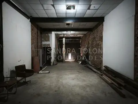 VENTA DE EDIFICIO LOCAL + HOSTEL  A RECICLAR MICROCENTRO