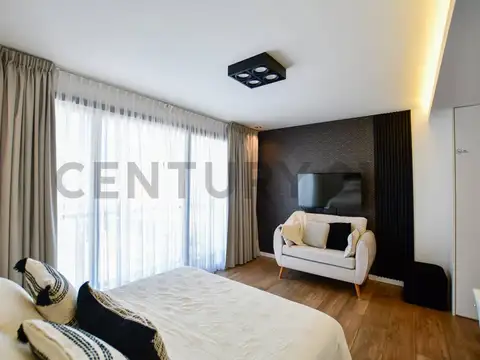 14 y 46 700, Piso 0