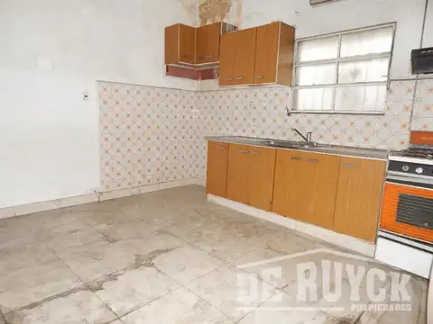 Casa en Venta en Quilmes Oeste, USD 100.000