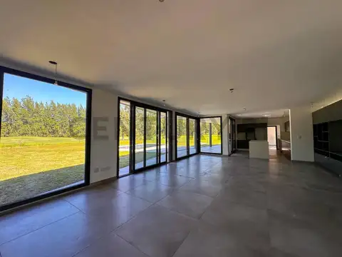 Casas en venta en Haras del Sur, 4 dormitorios