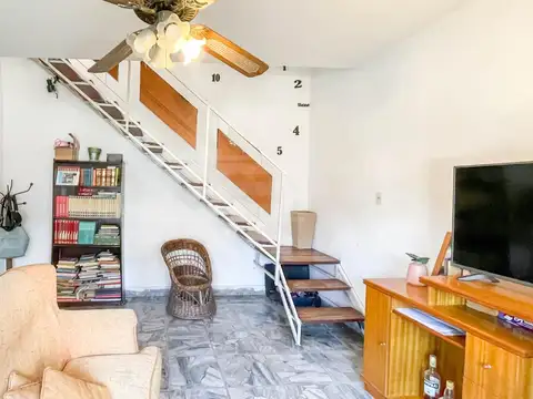 Depto Tipo Casa en Venta de 2 dormitorios
