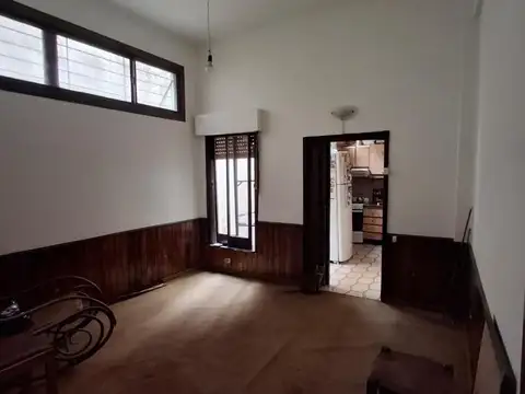 Depto Tipo Casa 4 ambientes con 2 baños