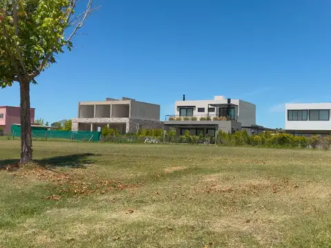 Terreno en Venta 19  mts Frente