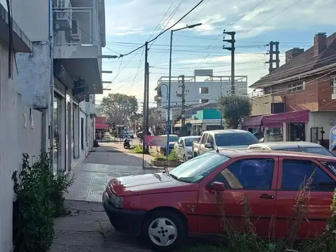 SARMIENTO  al 400
