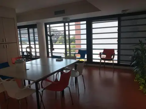 Oficina en Venta al Noreste