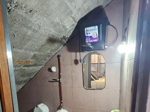 Villa Ballester, Galpon 166 M2, sin columnas, techo altos Zona IR.