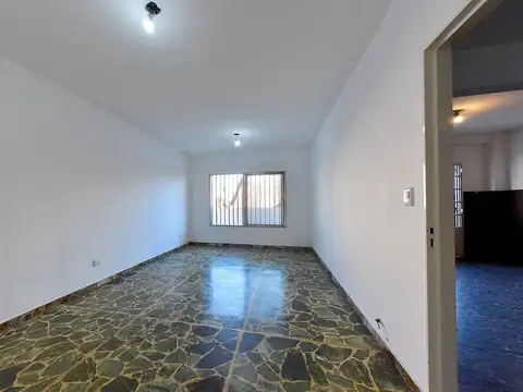 Depto Tipo Casa en Alquiler 21 años