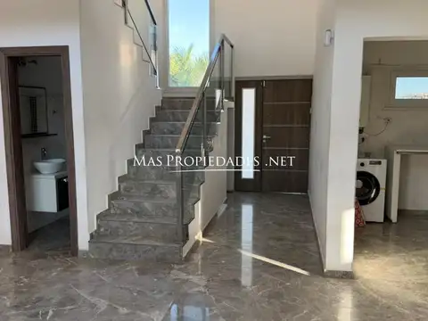Casa en Alquiler en Lagos De Canning, USD 3.500