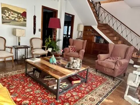 Casa en Venta en Olivos Maipu/Uzal, USD 407.000