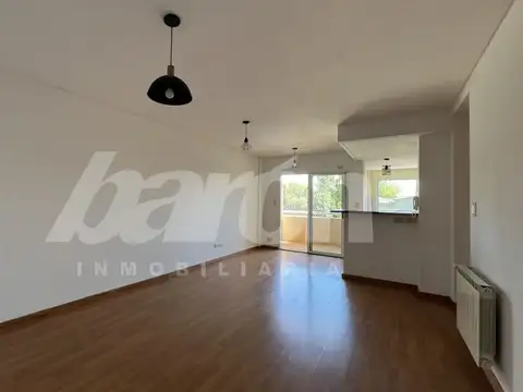 Departamento en Alquiler en Lomas De Zamora, $ 550.000