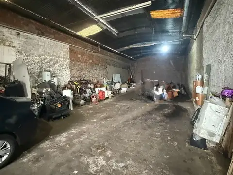 Galpon en Venta en Sarandí, USD 90.000