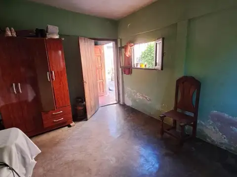 CASA EN VENTA B COOPERATIVA  EN GUEMES