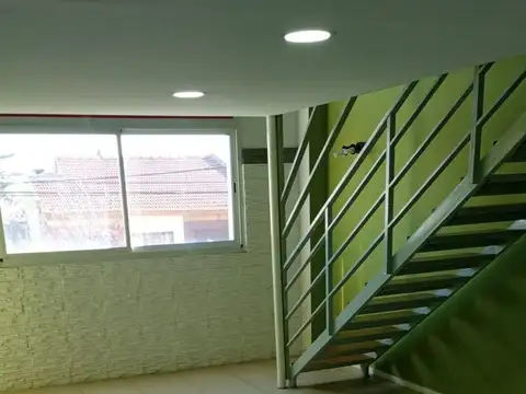 VENTA LOFT 2 1/2AMB-M.PEDRAZA 2500-LANUS-CON RENTA