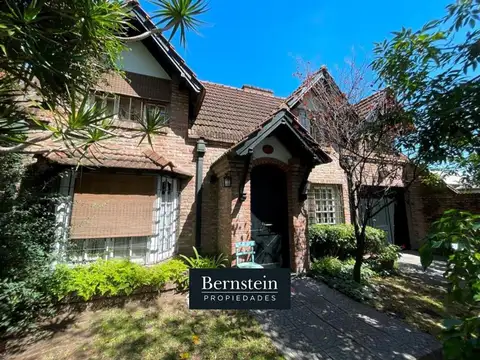 CASA EN VENTA :: 4 AMBIENTES :: ITUZAINGO :: 317m2