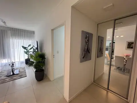 Departamento 4 ambientes con 3 baños