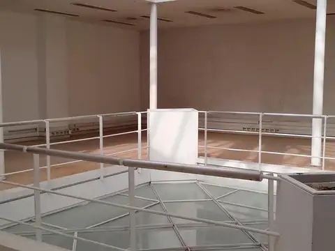 Oficina en Venta al Este