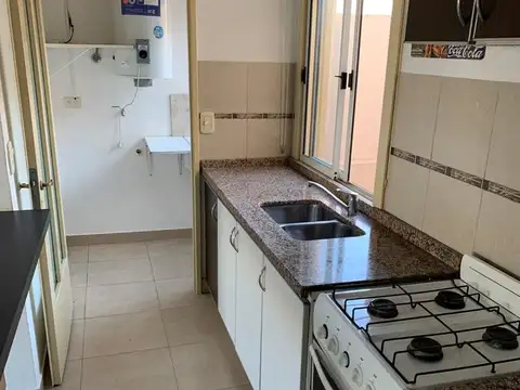 Depto Tipo Casa en Venta en Monte Castro, USD 120.000