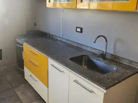 CASA EN DOS PLANTAS (LOTE PROPIO)