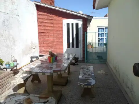 Casa 4 ambientes con 3 baños