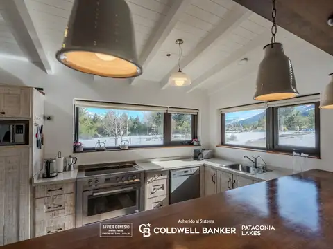 Casa en Venta con 1 cochera