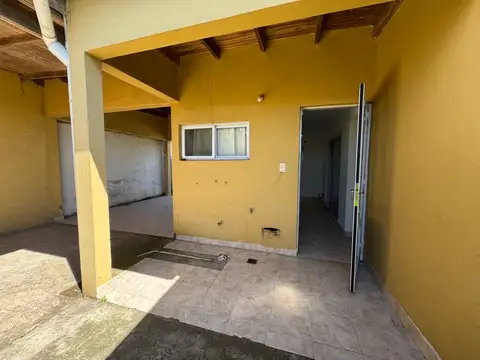 Casa en Alquiler en Concepcion Del Uruguay, $ 380.000