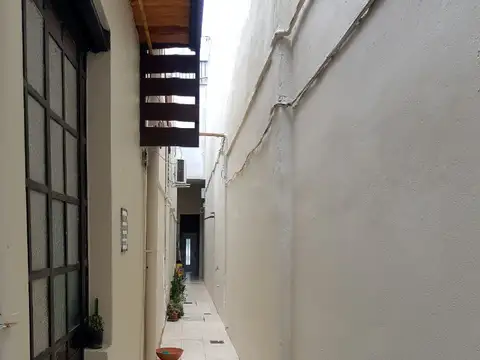 Rep De Honduras 5600, Piso 1