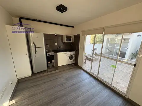 Depto Tipo Casa en Alquiler de 3 ambientes