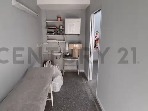 Local en Venta en Parque Chacabuco, USD 94.000