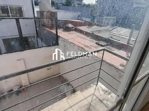 DEPTO 1 AMB X ESCALERA BALCON