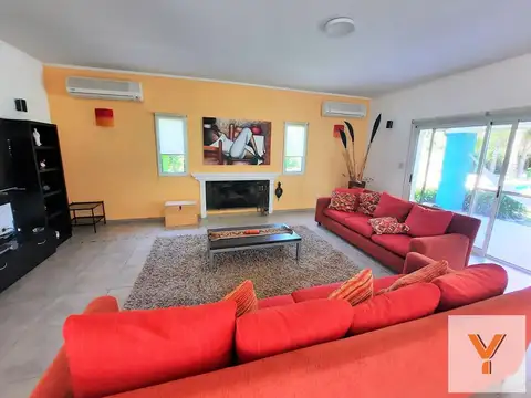 Casa en Venta al Oeste