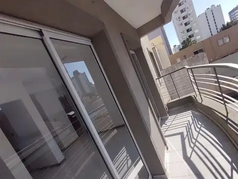 Departamento en Alquiler en Remedios de Escalada, $ 550.000