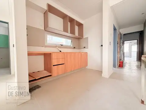 Costa Rica 4900
