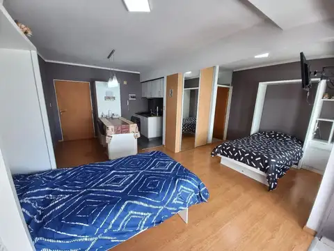 CÓRDOBA 6570 - COLEGIALES - 1 AMB MUY LUMINOSO AL CFTE!