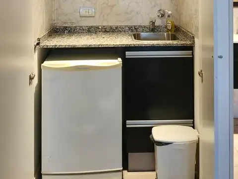 Oficina en Alquiler en Villa Santa Rita, $ 800.000