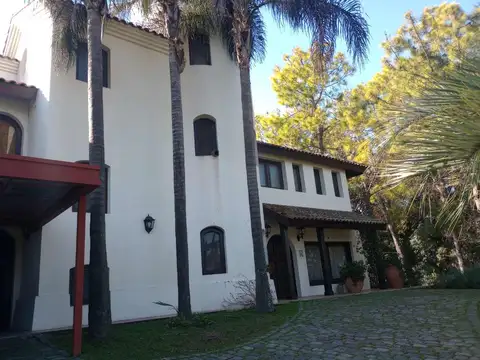 Casa en Venta en Manuel Alberti, USD 850.000