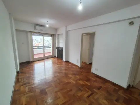 Avenida Córdoba 2600, Piso 13