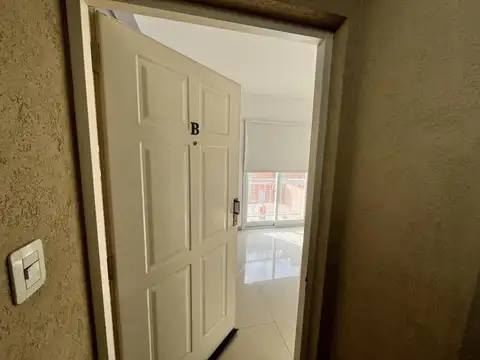 Departamento en Alquiler en El Palomar, $ 450.000