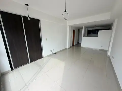 Excelente monoambiente al frente