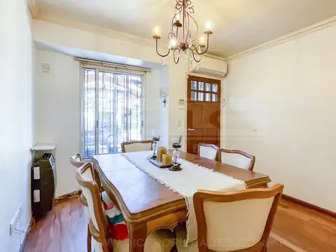 Casa en Venta en Munro, USD 207.000