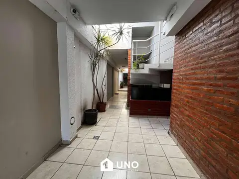 Sarmiento 2000, Piso 04