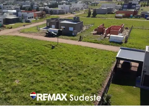 VENTA LOTE, BARRIO LAS ACACIAS