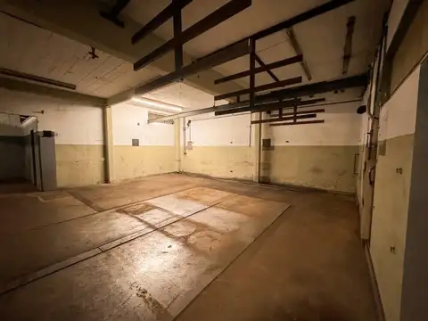 NAVE INDUSTRIAL 541 M² CUBIERTOS | MUNRO | ZONIFICACIÓN I1 | A 3 CUADRAS PANAMERICANA