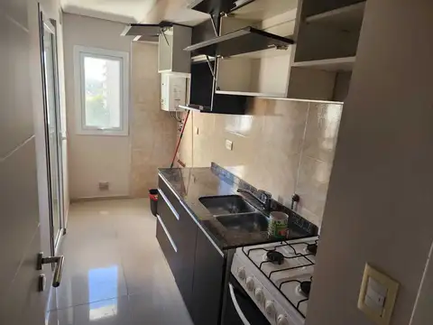 Departamento en Alquiler en Alto Alberdi, $ 750.000