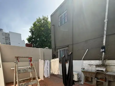 Depto Tipo Casa en Alquiler de 1 dormitorio