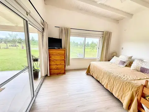 Casa 2 ambientes con 2 baños