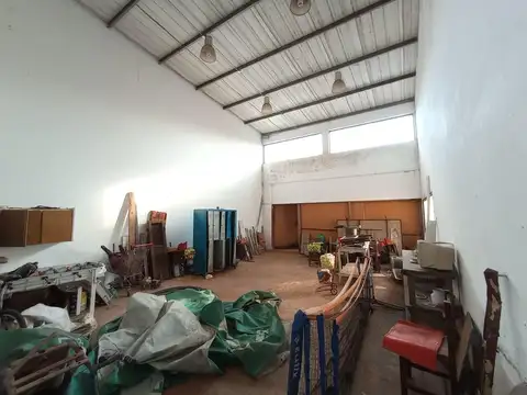 Local en Alquiler en Lujan, $ 800.000