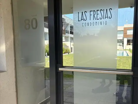 Depto Tipo Casa en Alquiler en Ituzaingó, USD 1.100