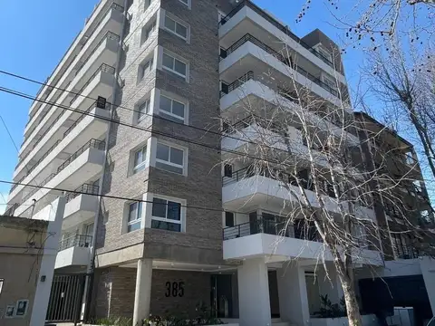 Departamento en alquiler  3 ambientes con cochera - Tigre