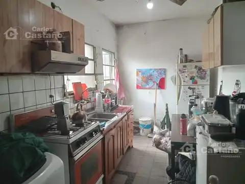 Depto Tipo Casa en Venta 50 años