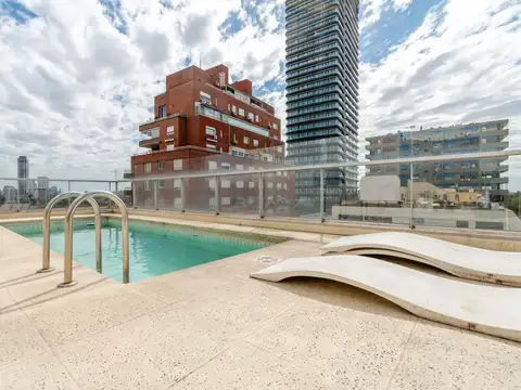 Divino departamento en alquiler de tres ambientes ubicado en pleno Palermo, edificio con piscina.
